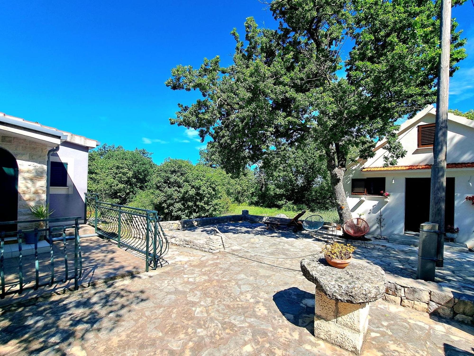Relaxing Dalmatian House In Village Ljubitovica Εξωτερικό φωτογραφία